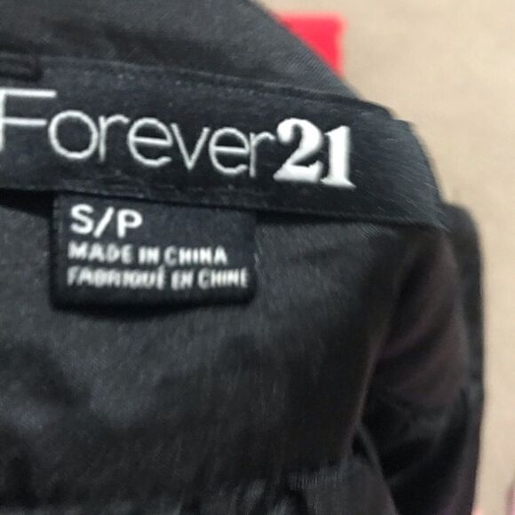 Forever 21 Black Beaded Mini Skirt Size Small - Picture 9 of 13